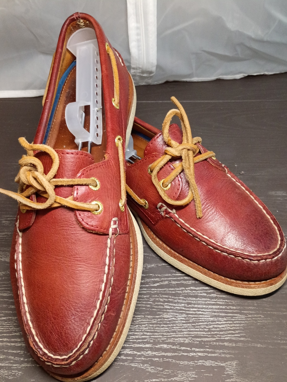 Sperry GOLD CUP Men's 10M Red-Brown Leather Boat Shoes. Tan Trim/Laces.